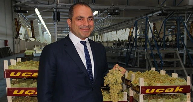 Bakan Selçuk'un 'ilk teneffüs' paylaşımına meyve desteği
