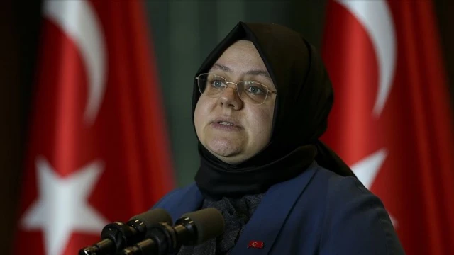 Bakan Zehra Zümrüt Selçuk'tan koronavirüsle ilgili yeni açıklama