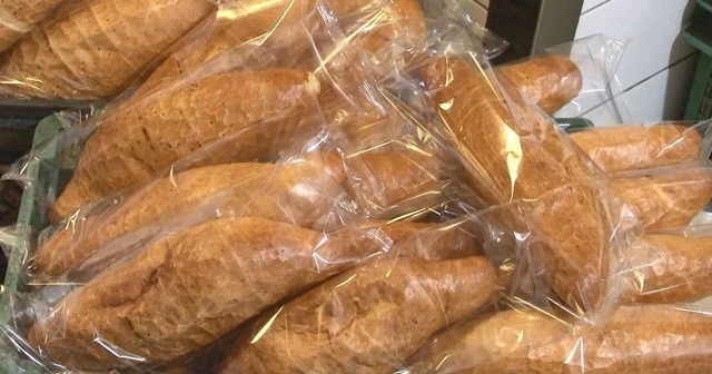 Bakanlığın talimatının ardından ambalajlı ekmek satışına başladı