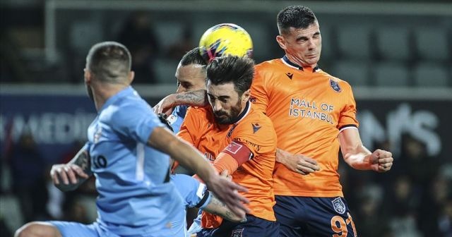 Başakşehir sahasında Gaziantep FK&#039;yı 3-1 mağlup etti