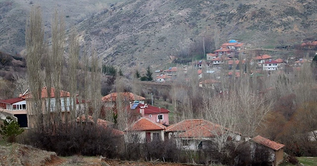 Bu köy kendini korona virüse karşı karantinaya aldı köye misafir kabul edilmiyor