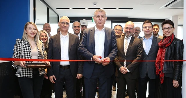 Çalışanlar ‘Güç Bizde Gelişim Merkezi'yle gelişiyor