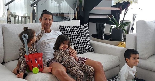 Cristiano Ronaldo'dan koronavirüse karşı 'evde kal' çağrısı