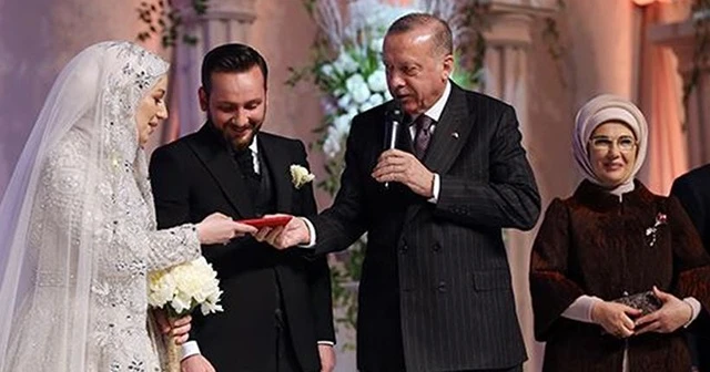 Cumhurbaşkanı Erdoğan yeğeninin nikah şahitliğini yaptı