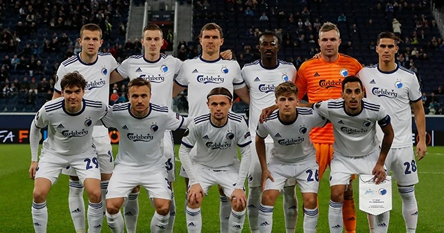 Danimarka'da futbola ara verildi, Kopenhag İstanbul'da