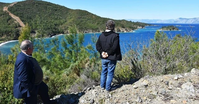 Denize açıldıktan sonra kaybolan 3 kişinin yolunu gözlüyorlar