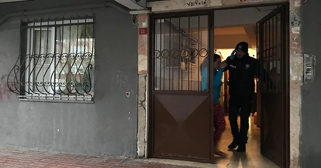 Evde tartıştığı karısını bacağından vurdu