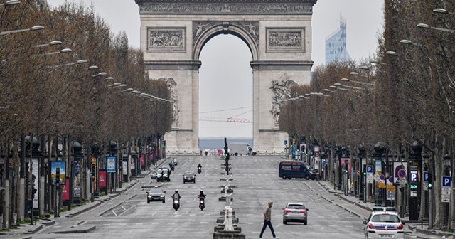 Fransa Başbakanı: Gelecek günlerde durum zor olacak