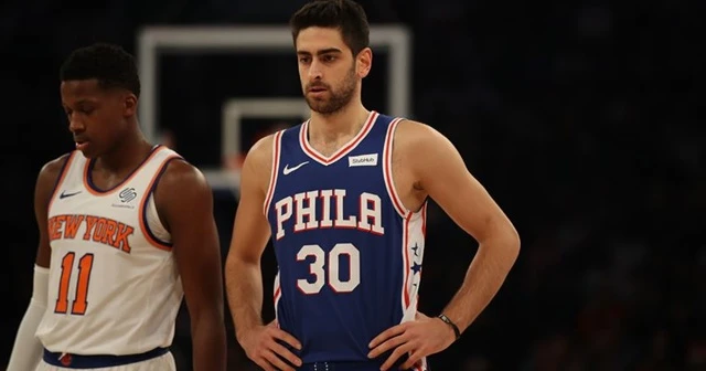 Furkan Korkmaz'dan "evde kal" çağrısına uyan 5 kişiye milli forma