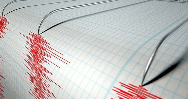 İran&#039;da 4 büyüklüğünde deprem