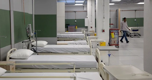 İran'da 6 yaşındaki çocuk koronavirüsten hayatını kaybetti