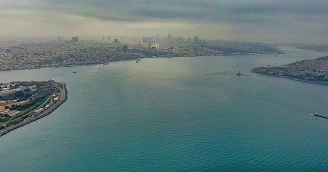 İstanbul Boğazı sessizliğe büründü
