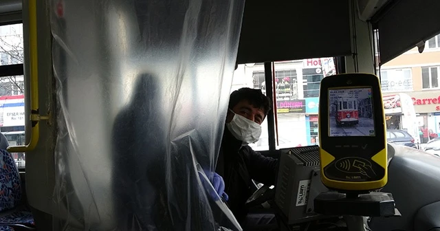 İstanbul’da otobüs şoföründen ilginç “Koronavirüs” önlemi