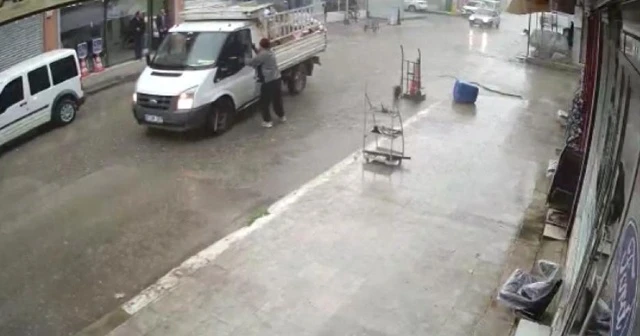 Kağıtçıların kavgası kamerada