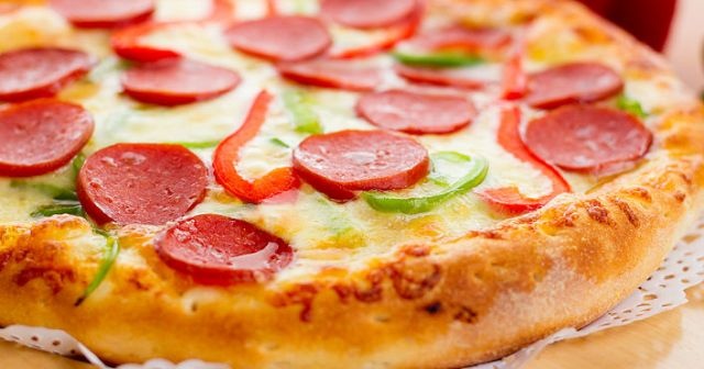 Kahvaltılık mayasız mini pizza tarifi, Mayasız pizza tarifi ve mayasız pizza yapımı