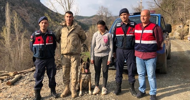 Kaybolan 15 yaşındaki engelli kızı iz takip köpeği Kahraman buldu