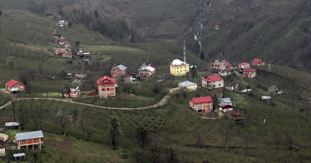 Köylüleri endişelendiren göç dalgası