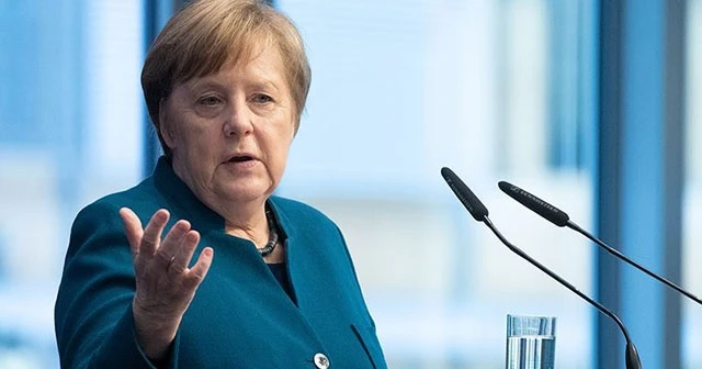 Merkel'den AB-Türkiye mülteci anlaşmasının iyileştirilmesine destek