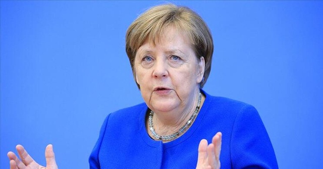 Merkel&#039;den Kovid-19&#039;a karşı mücadele çağrısı