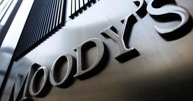 Moody’s Korona nedeniyle küresel büyüme tahminini düşürdü