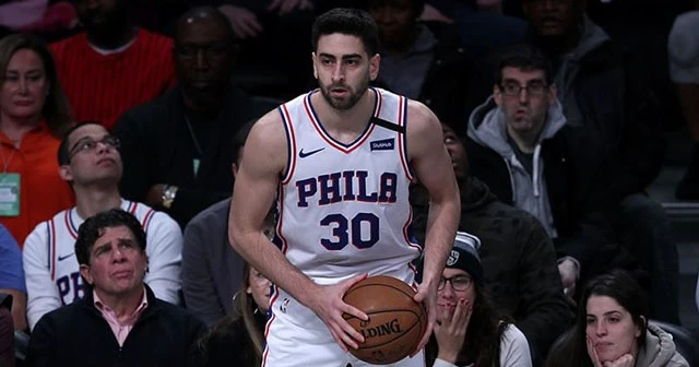 NBA'de 76ers Furkan'ın 17 sayı attığı Pistons maçını kazandı