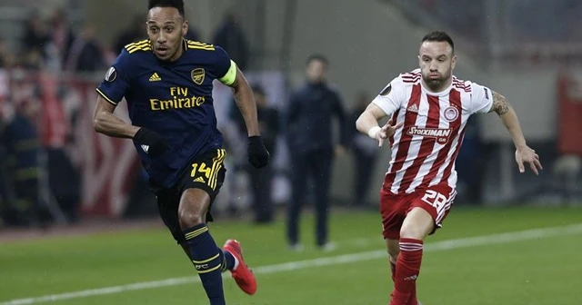 Olympiakos, Valbuena ile sözleşme yeniledi