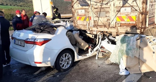 Osmaniye&#039;de feci kaza: 3 ölü, 2 yaralı