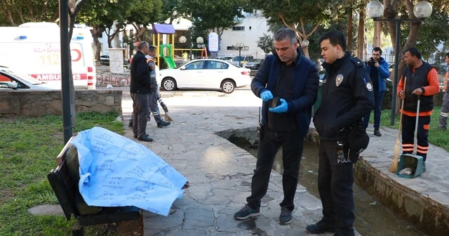 Parktaki bankta ölü bulundu