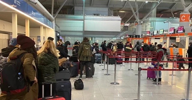 Polonya'daki 500 Türk öğrenci Türkiye'ye getiriliyor