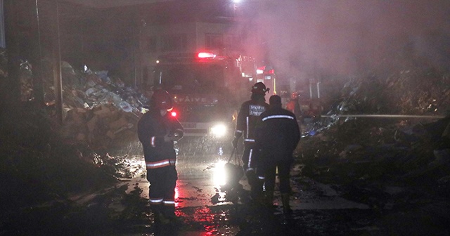 Sakarya&#039;da fabrika yangını