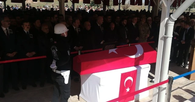 Şanlıurfalı şehit son yolculuğuna uğurlandı