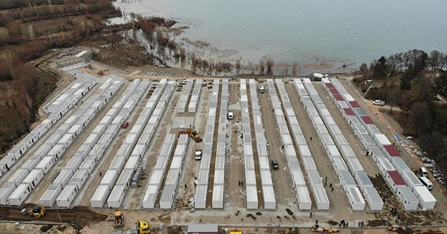 Sivrice'de, 247 aile için konteyner kent tamamlandı