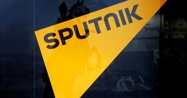 Sputnik&#039;in 3 muhabiri gözaltına alındı