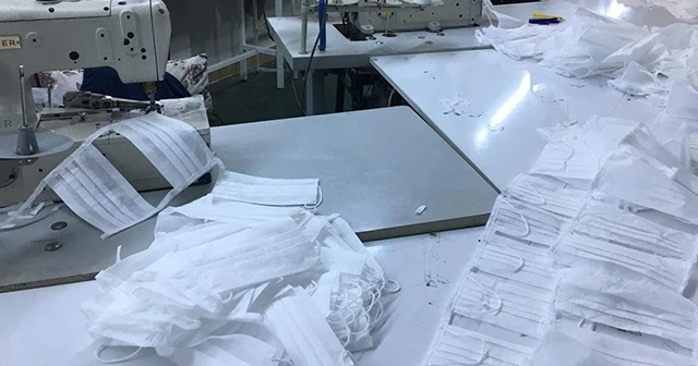 Sultanbeyli'de 1 milyon sahte maske ele geçirildi