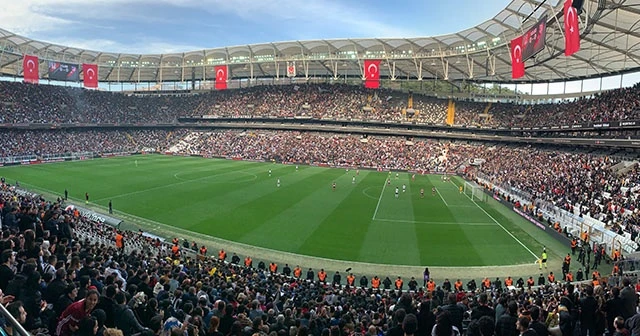 Vodafone Kupası’nda seyirci rekoru