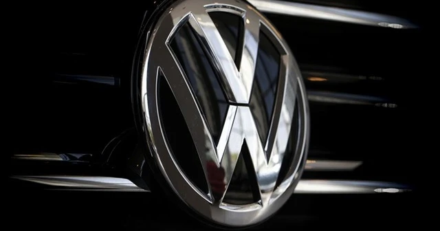 Volkswagen, korona virüsü nedeniyle üretimi askıya alıyor