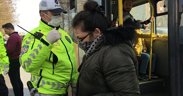 Yüzde 50 yolcu denetimi yapılan minibüste şaşkınlık oluşturan manzara