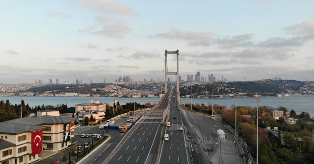 15 Temmuz Şehitler Köprüsü, sokağa çıkma kısıtlamasının 2’inci gününde sessizliğini korudu