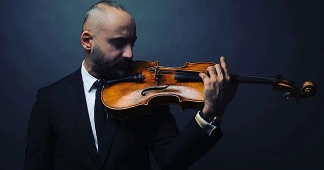 Akademisyenlerden ev orkestrası