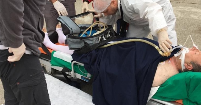 Bakü&#039;de kalp krizi geçiren şoför ambulans uçakla Trabzon&#039;a getirildi