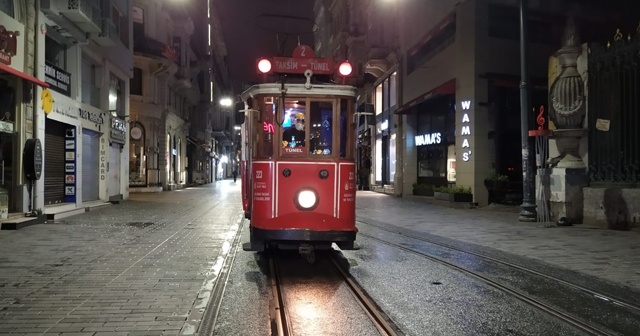 Beyoğlu Nostaljik Tramvay son seferini yaptı