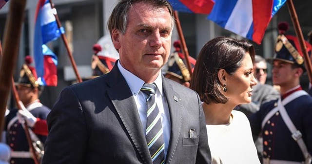 Brezilya Devlet Başkanı Bolsonaro anlaşamadığı Sağlık Bakanını görevden aldı