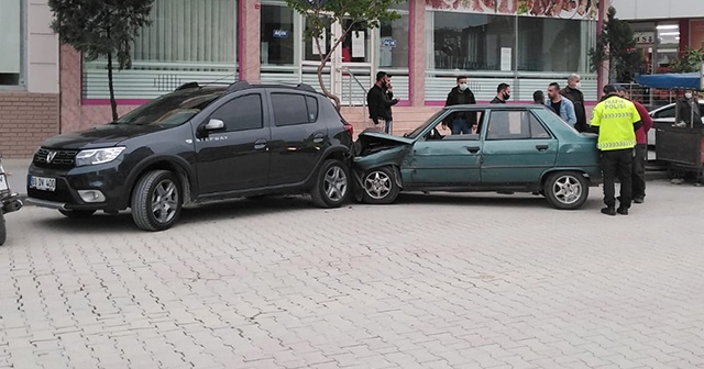 Cezaevinden çıktı, kaza yaptı