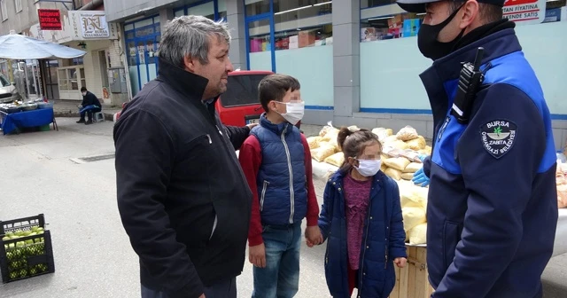 Çocuklarını alıp pazara çıktı, zabıtaya yakalandı