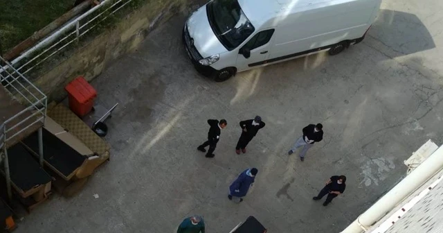 Covid-19 şüphesiyle hastaneye yatırılan yaşlı adam 3. kattan atlayarak hayatını kaybetti