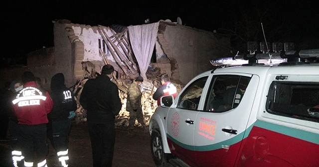 Diyarbakır'da kerpiç ev çöktü: 2 ölü