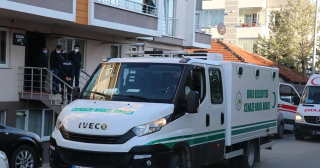 Haber alınamayan yaşlı adam evinde ölü bulundu