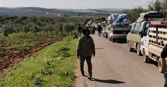 Halep-İdlib arasındaki karayolu geçici olarak açıldı