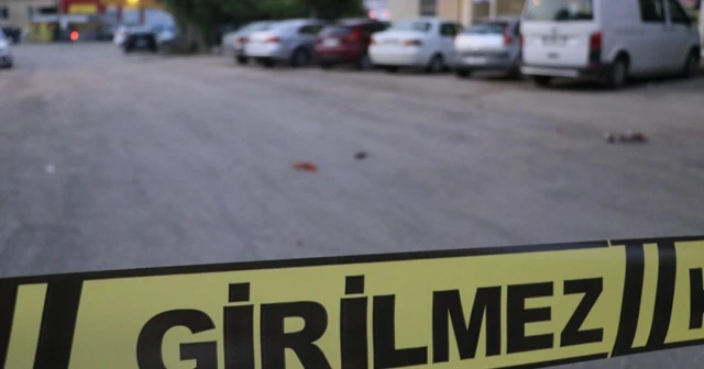 İftar yemeğini evine götüren genç silahlı saldırıya uğradı