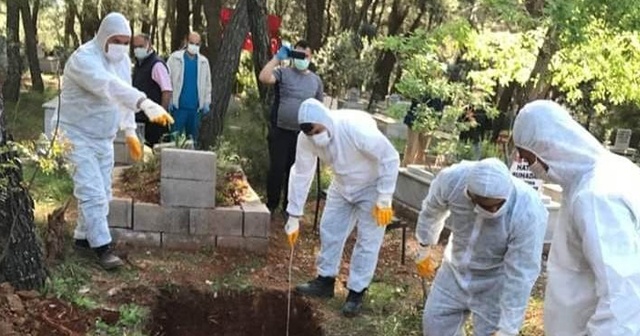 İngiltere&#039;de koronadan öldü, Osmaniye&#039;de defnedildi